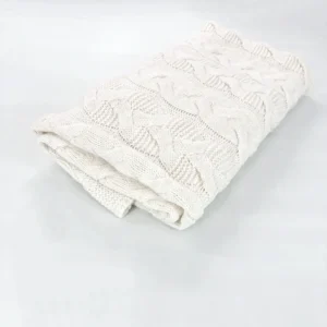 kocyk dla niemowlaka beżowy